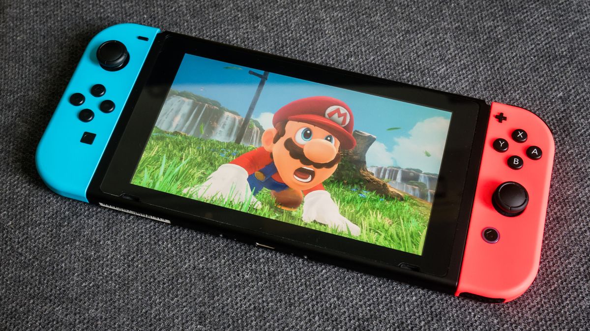Youtuber Seemingly Reveals The First Hands-on Look at The Nintendo Switch 2 and its New Magnetic Joy-Cons